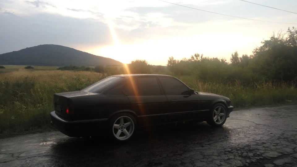 BMW 5 series 4