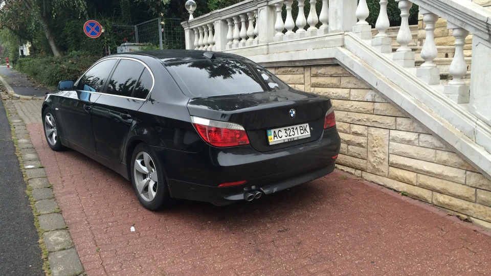 BMW 5 series 3