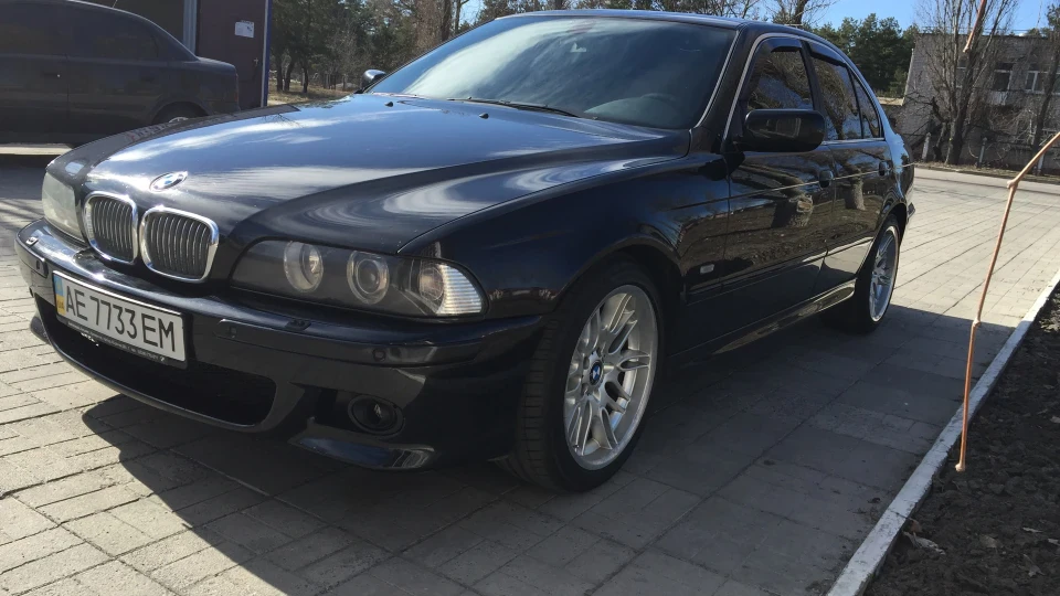 BMW 5 series 2