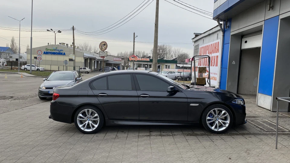 BMW 5 series 4