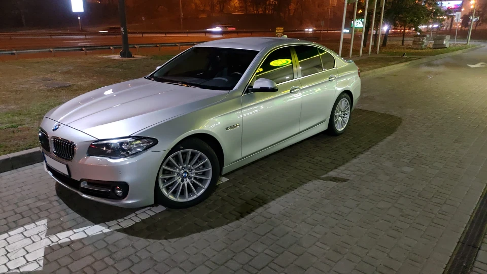 BMW 5 series 2