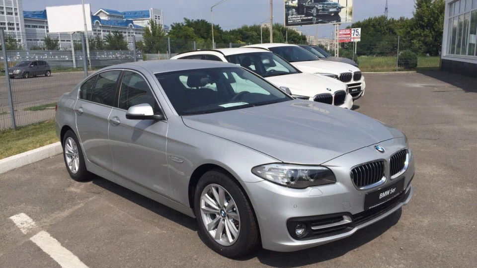 BMW 5 series 3