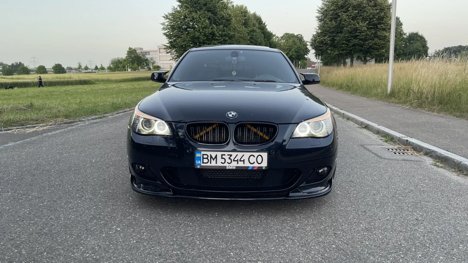 BMW 5 series 2