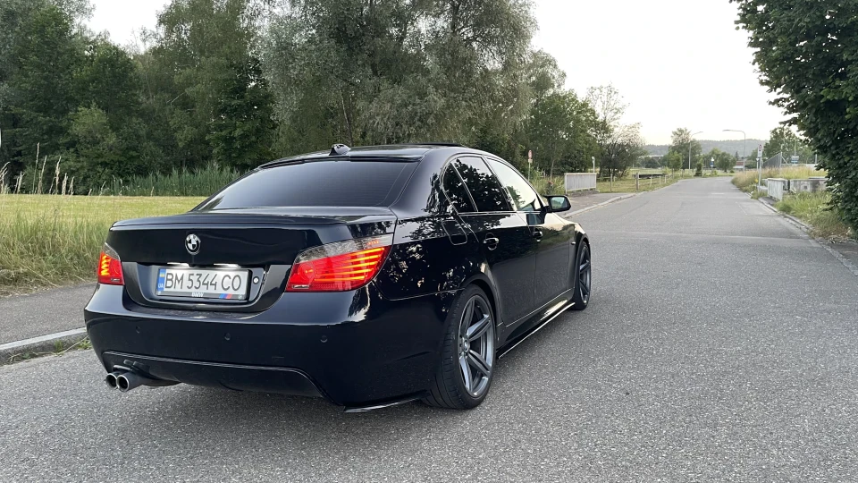 BMW 5 series 3