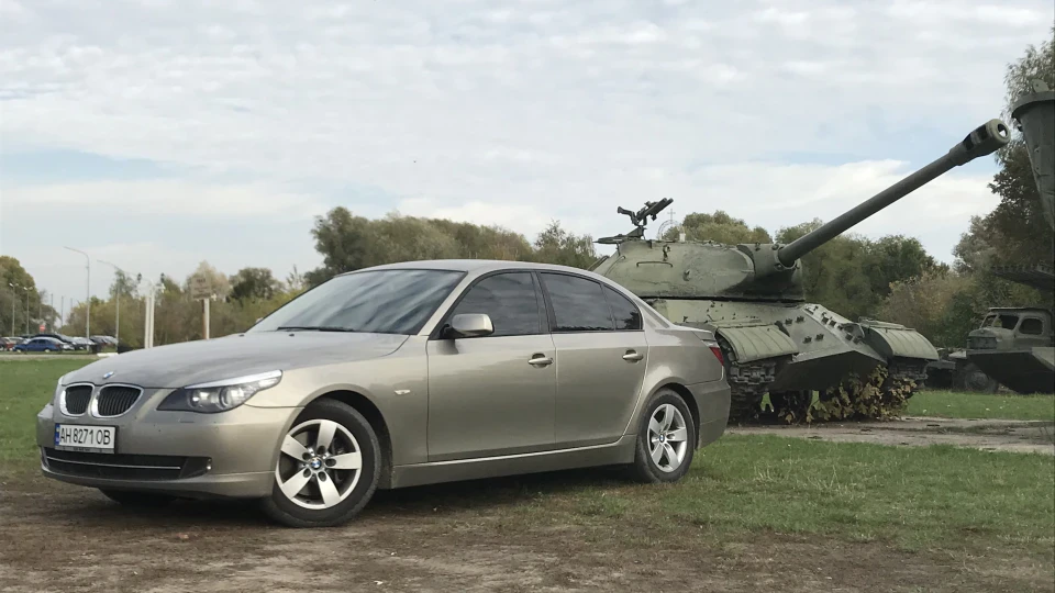 BMW 5 series 3