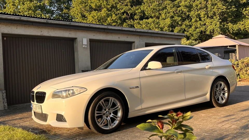 BMW 5 series 2