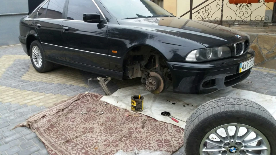 BMW 5 series 4