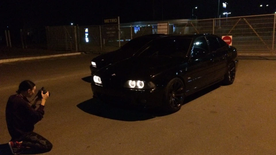 BMW 5 series 2