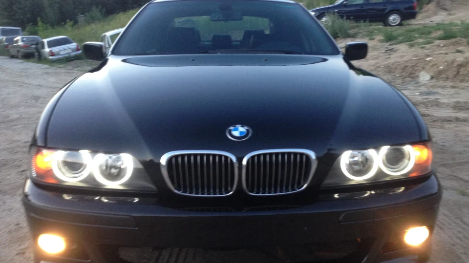 BMW 5 series 2