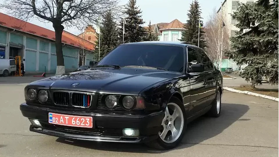 BMW 5 series 2
