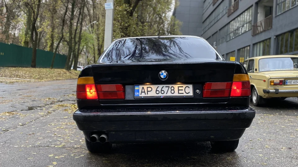 BMW 5 series 2