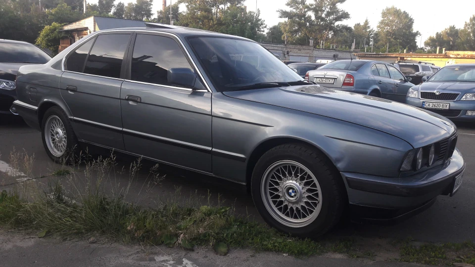 BMW 5 series 🕷️ 2