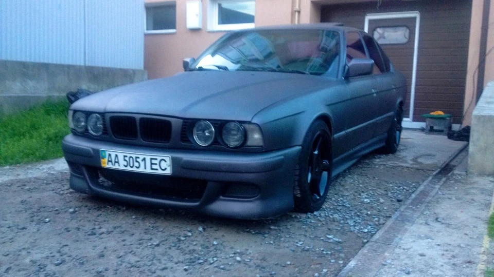 BMW 5 series 3
