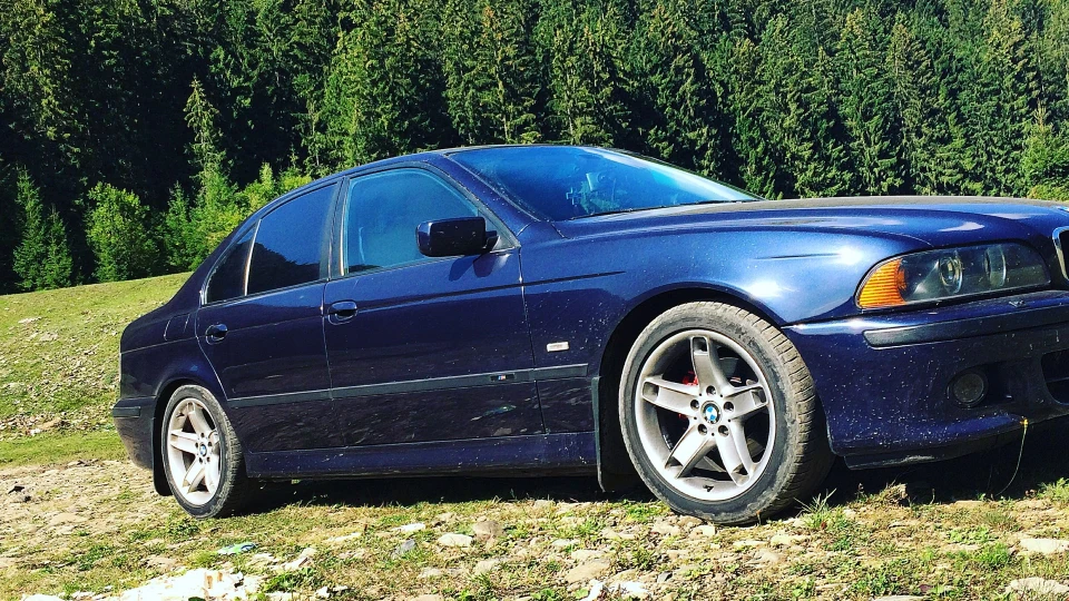 BMW 5 series 2
