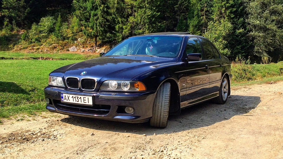 BMW 5 series 3