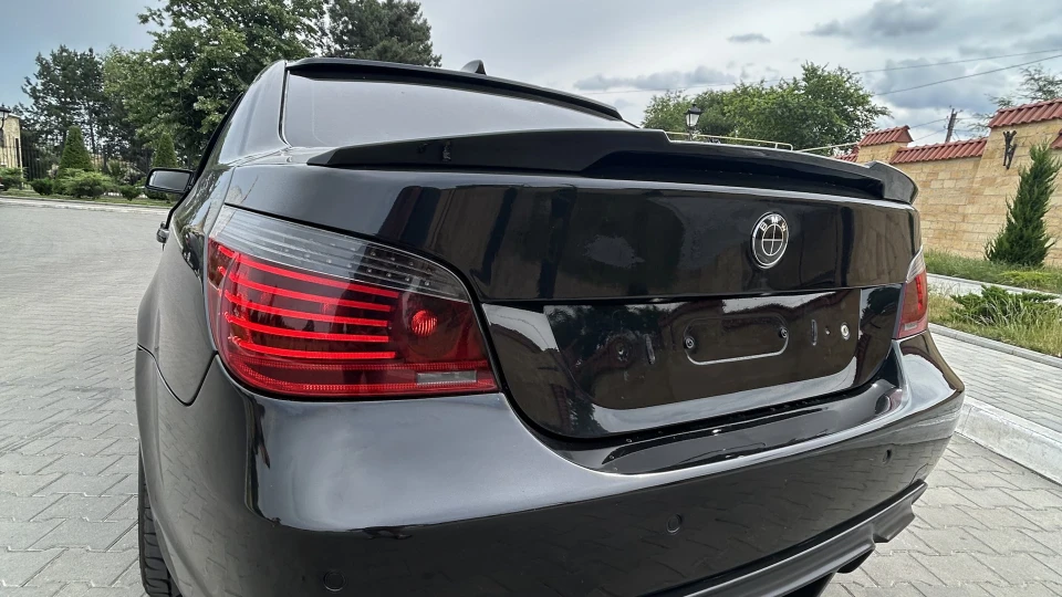 BMW 5 series 2