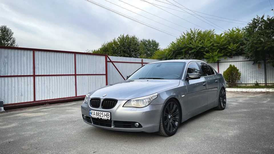 BMW 5 series 3