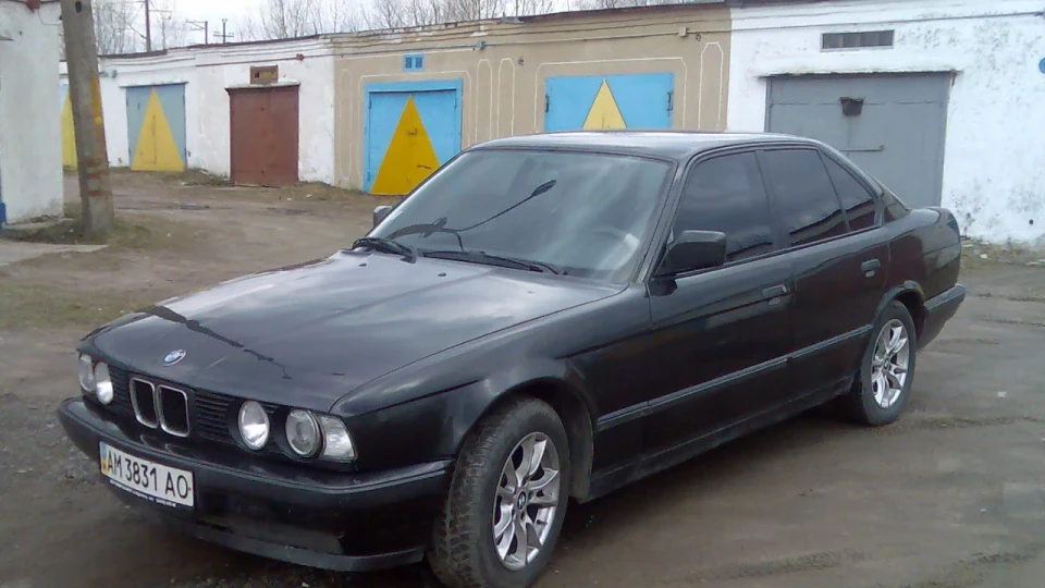 BMW 5 series 2