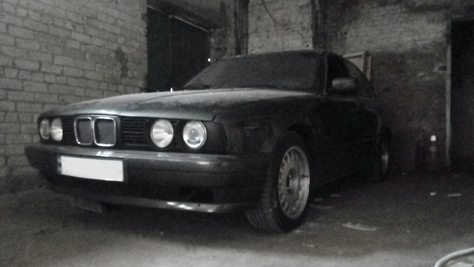 BMW 5 series 2