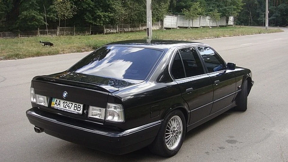 BMW 5 series 2