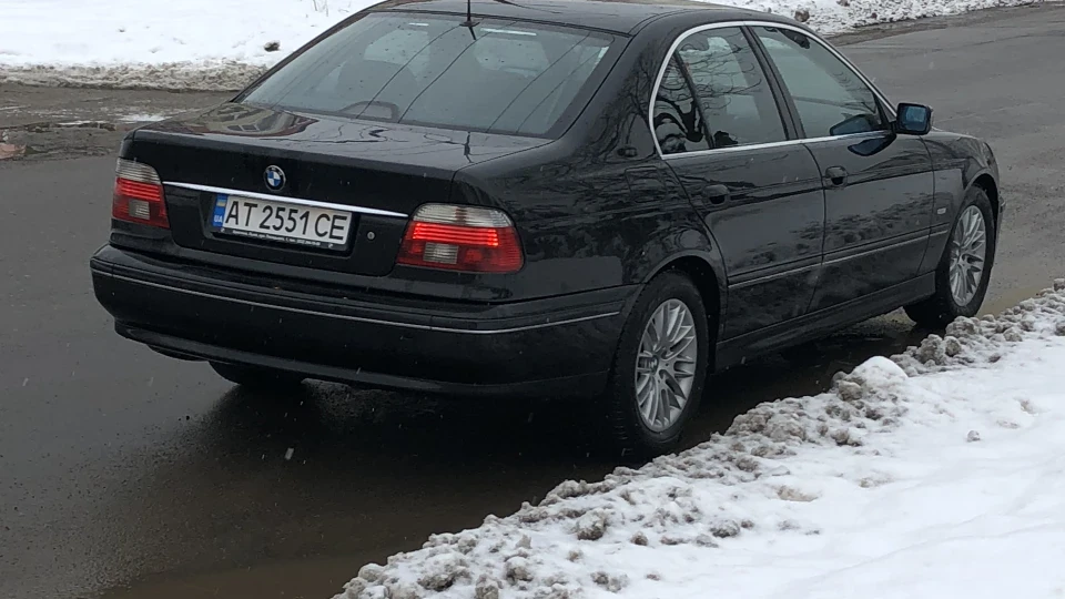 BMW 5 series 3