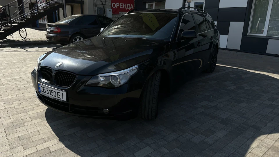 BMW 5 series 2