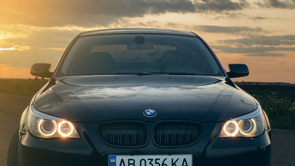BMW 5 series 3