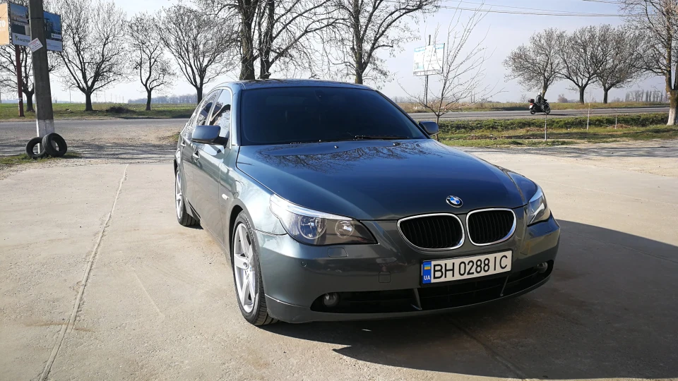 BMW 5 series 2