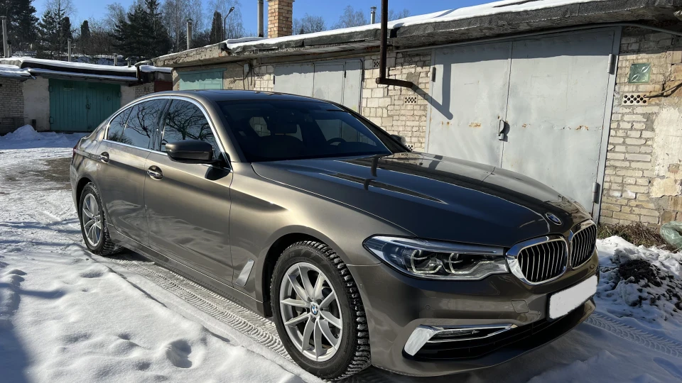 BMW 5 series 2