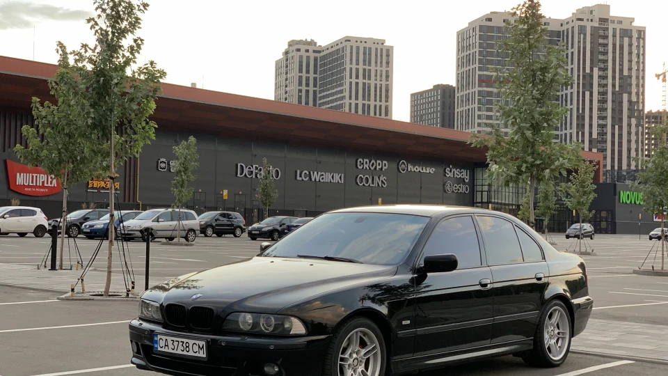 BMW 5 series 4