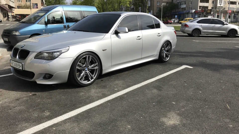 BMW 5 series 3