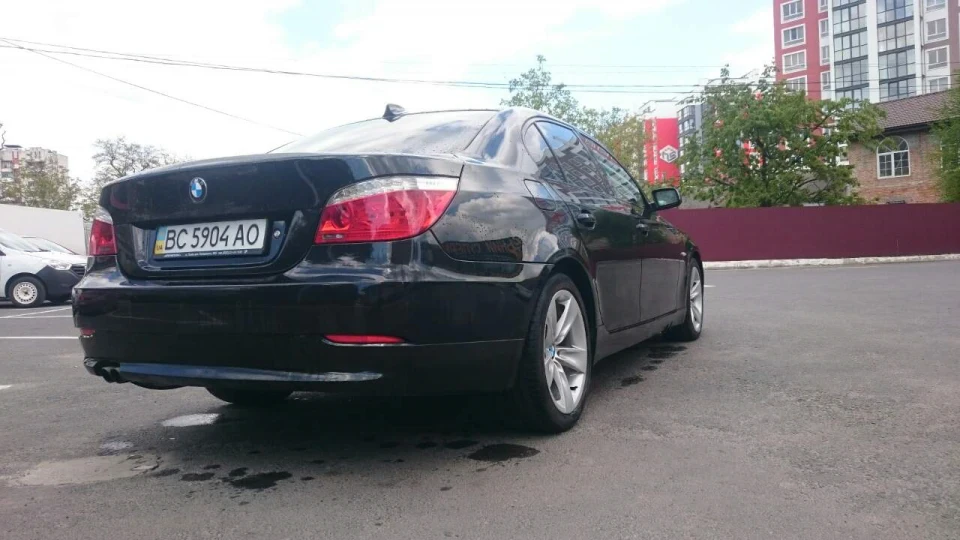 BMW 5 series 2