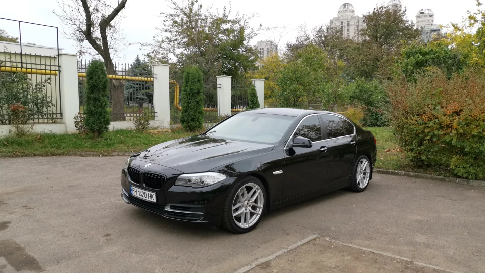 BMW 5 series 2