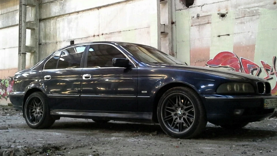 BMW 5 series 4