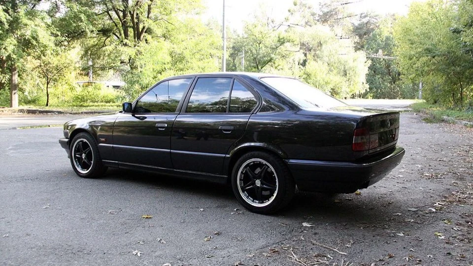 BMW 5 series 2