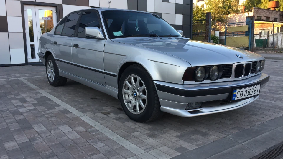 BMW 5 series 4