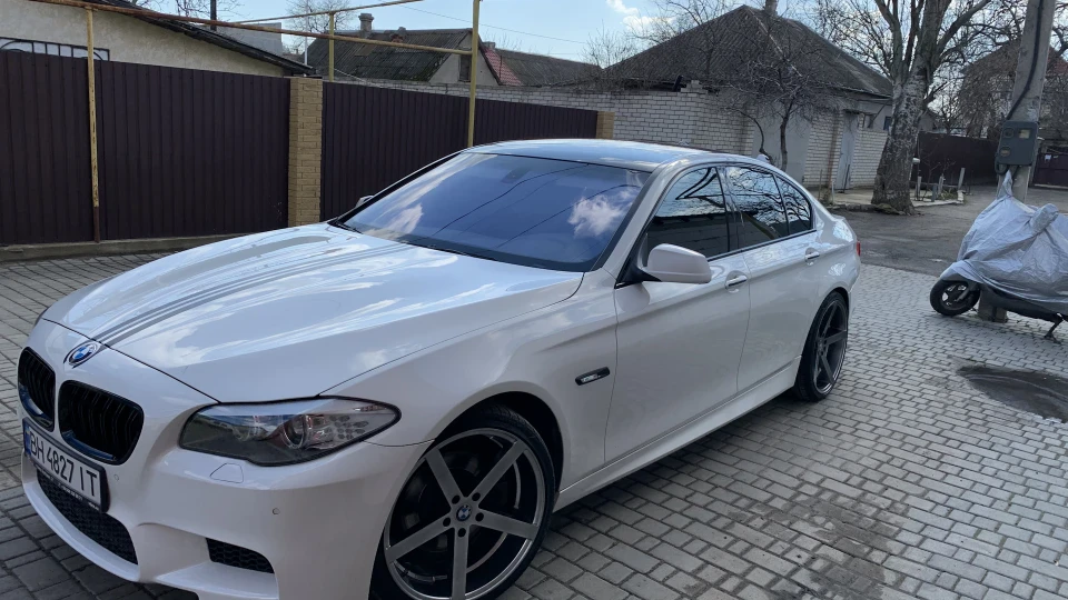 BMW 5 series 3