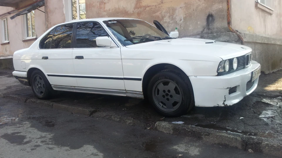 BMW 5 series 3
