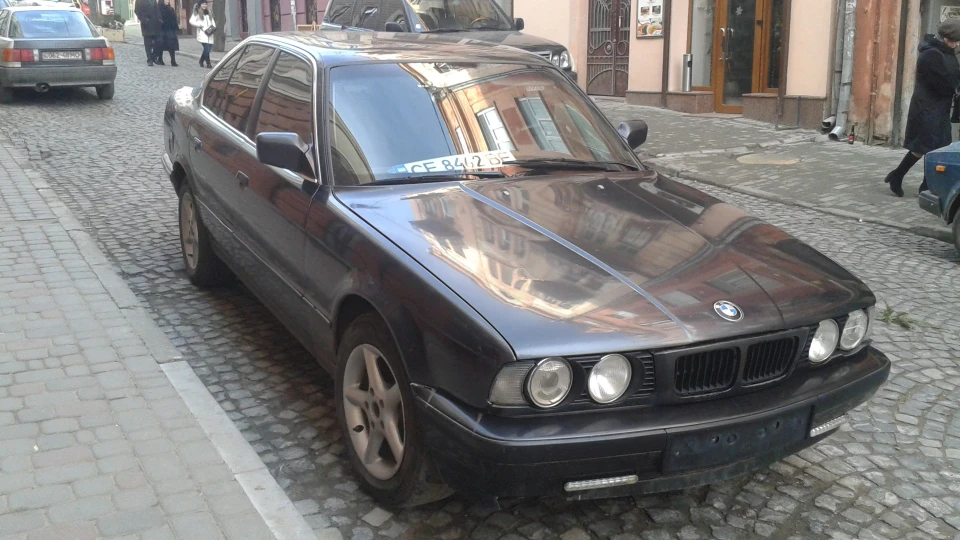 BMW 5 series 2