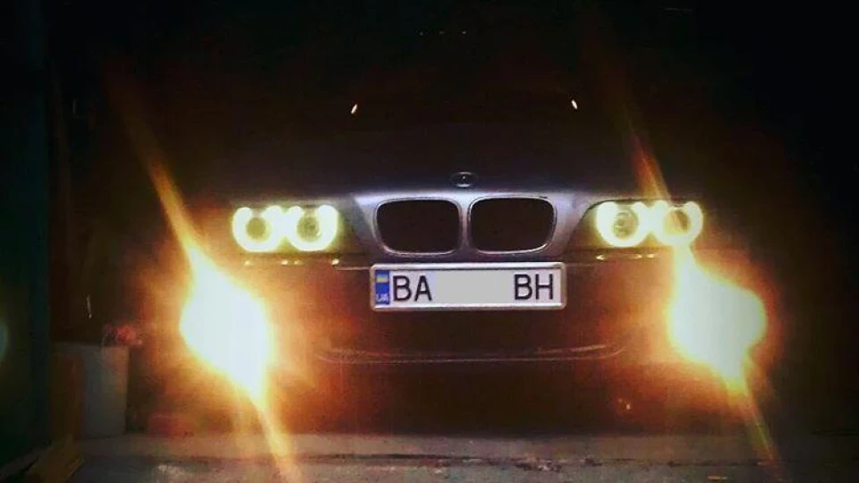 BMW 5 series 2