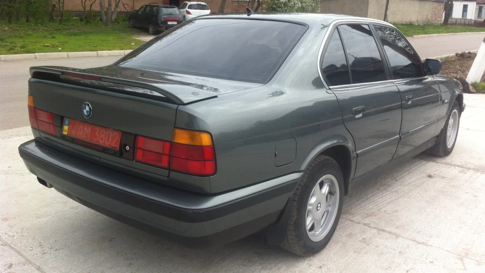 BMW 5 series 2