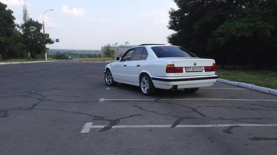 BMW 5 series 2