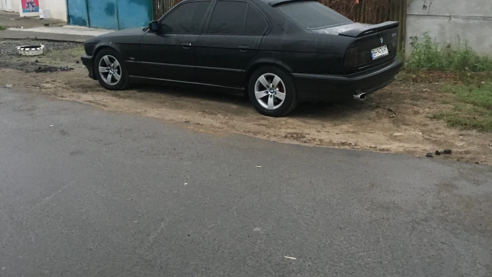 BMW 5 series 3