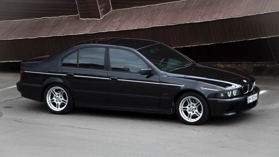 BMW 5 series 4