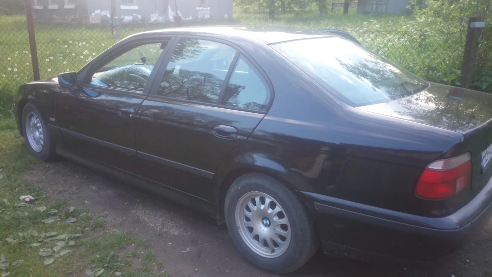 BMW 5 series 2