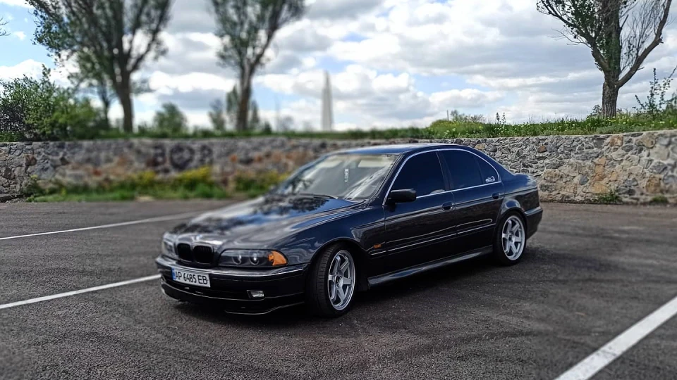 BMW 5 series 4