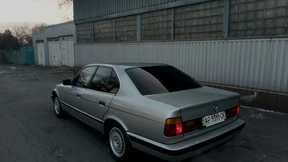 BMW 5 series 2