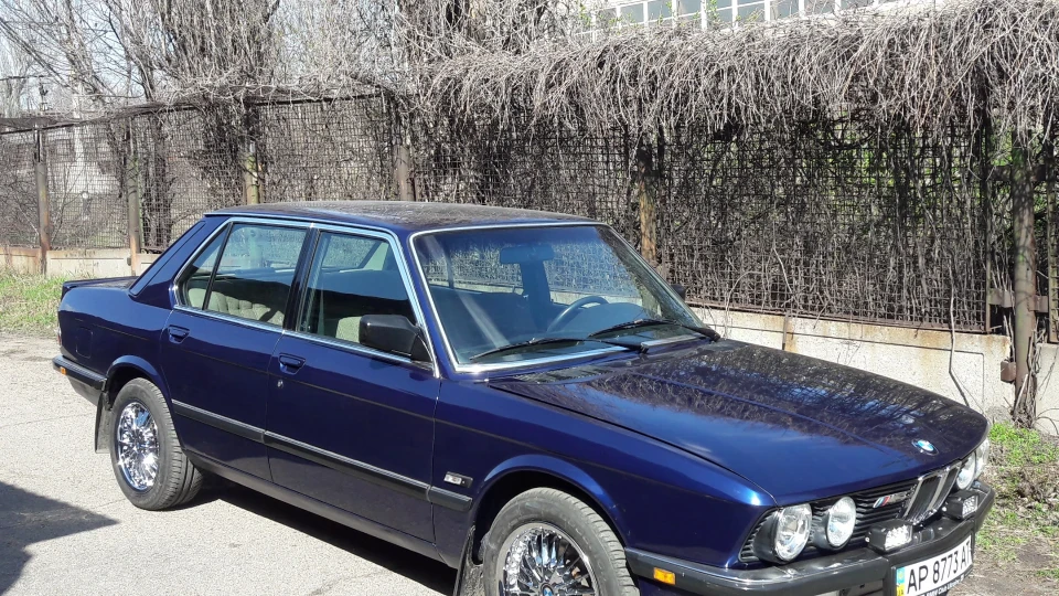 BMW 5 series 2,0 З машиною життя 3