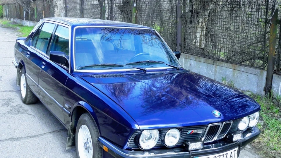 BMW 5 series 2,0 З машиною життя 5