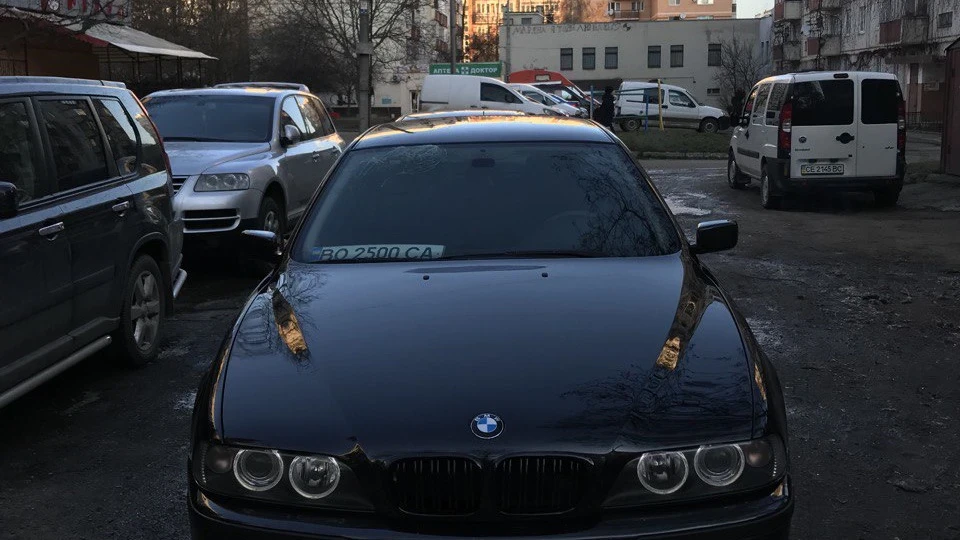BMW 5 series 2.5 чорний демон 3